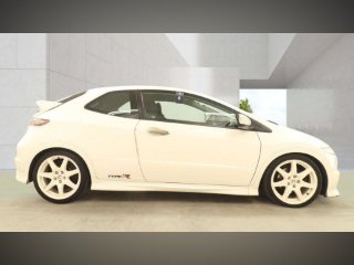 /photos/11462/2c5918a2-0596-41b7-a619-d8b0a3c9f3ef_i320x240.jpg