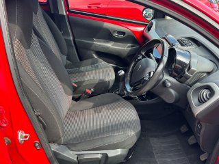 /photos/11462/61dd944e-7aa5-476c-9338-048a45aa3c3b_i320x240.jpg