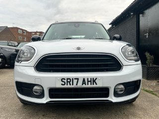 /photos/11462/6d19e354-6c86-4c86-999b-4f213a6df134_i320x240.jpg