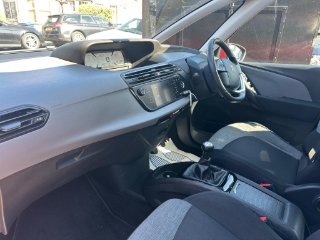 /photos/11462/ee9c531d-070e-4b03-b62b-43c7508f44da_i320x240.jpg